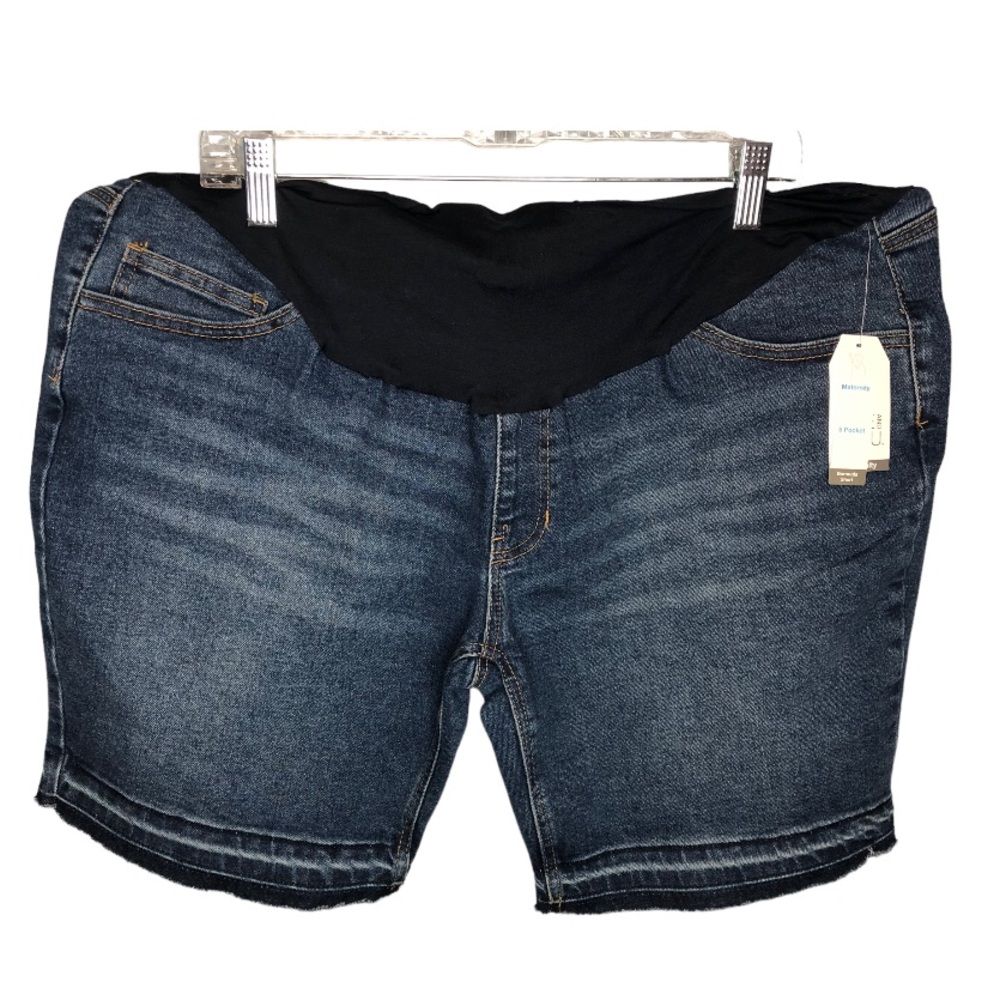 NWT Maternity Bermuda Jean Short Size XXL